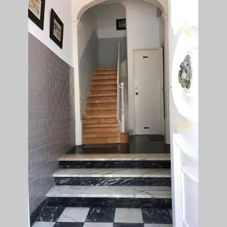 Cosy 3 Bedrooms At Campolide - 60 1a Apartmán *