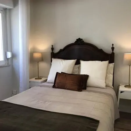 Cosy 3 Bedrooms At Campolide - 60 1a *